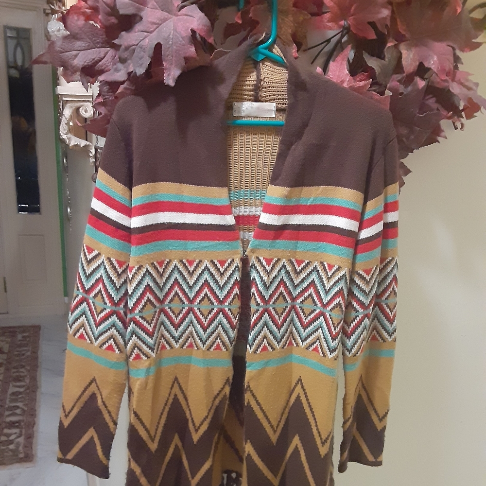 Yahada Sweater Tribal